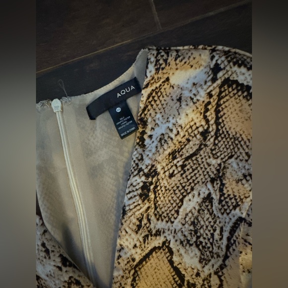 Aqua snakeskin ruffle wrap dress - Picture 4 of 4